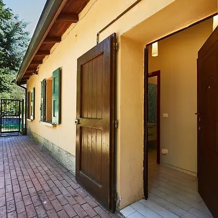 Carlotta Fiera Apartment Bologna